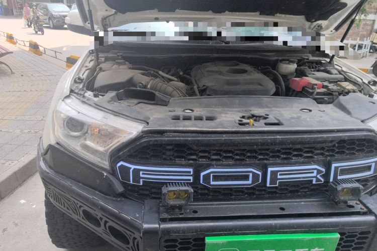 Used Ford Everest 2017 2.0T Gasoline Automatic 4x4 Luxury Edition 5 Seats Engine Bay Right
