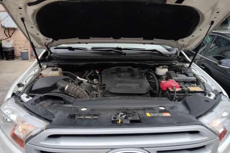 Used Ford Everest 2017 2.0T Gasoline Automatic 4x4 Elite Edition 5 Seats Engine Bay