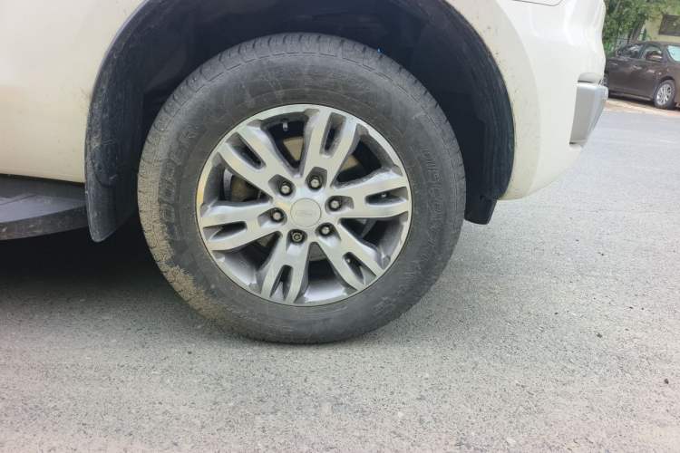 Used Ford Everest 2017 2.0T Gasoline Automatic 4x4 Luxury Edition 5 Seats Exterior 1