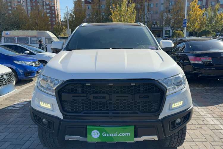 Used Ford Everest 2017 2.0T Gasoline Automatic 4x4 Luxury Edition 5 Seats Exterior 1