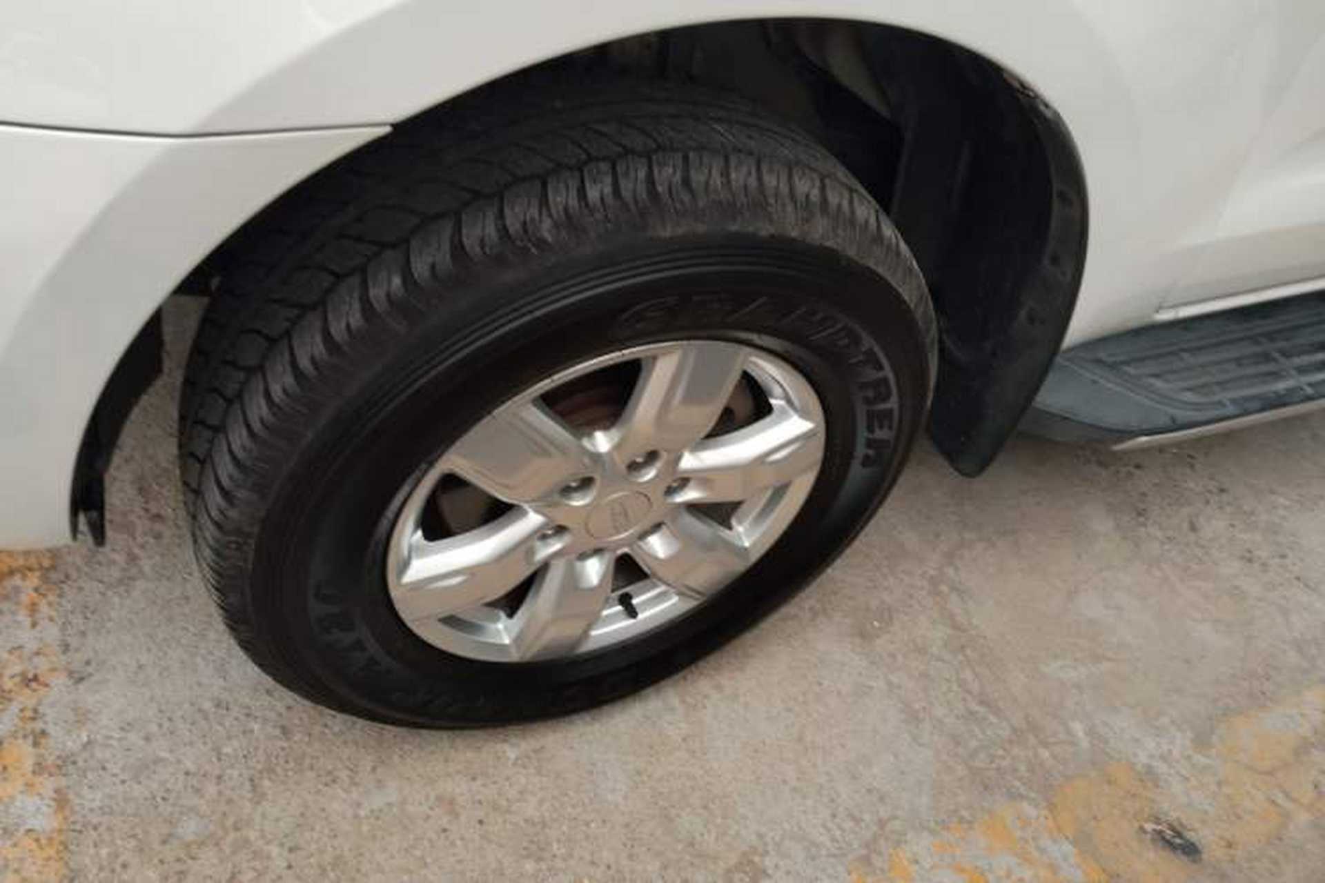 Used Ford Everest 2017 2.0T Gasoline Automatic 4x4 Elite Edition 5 Seats Exterior 7