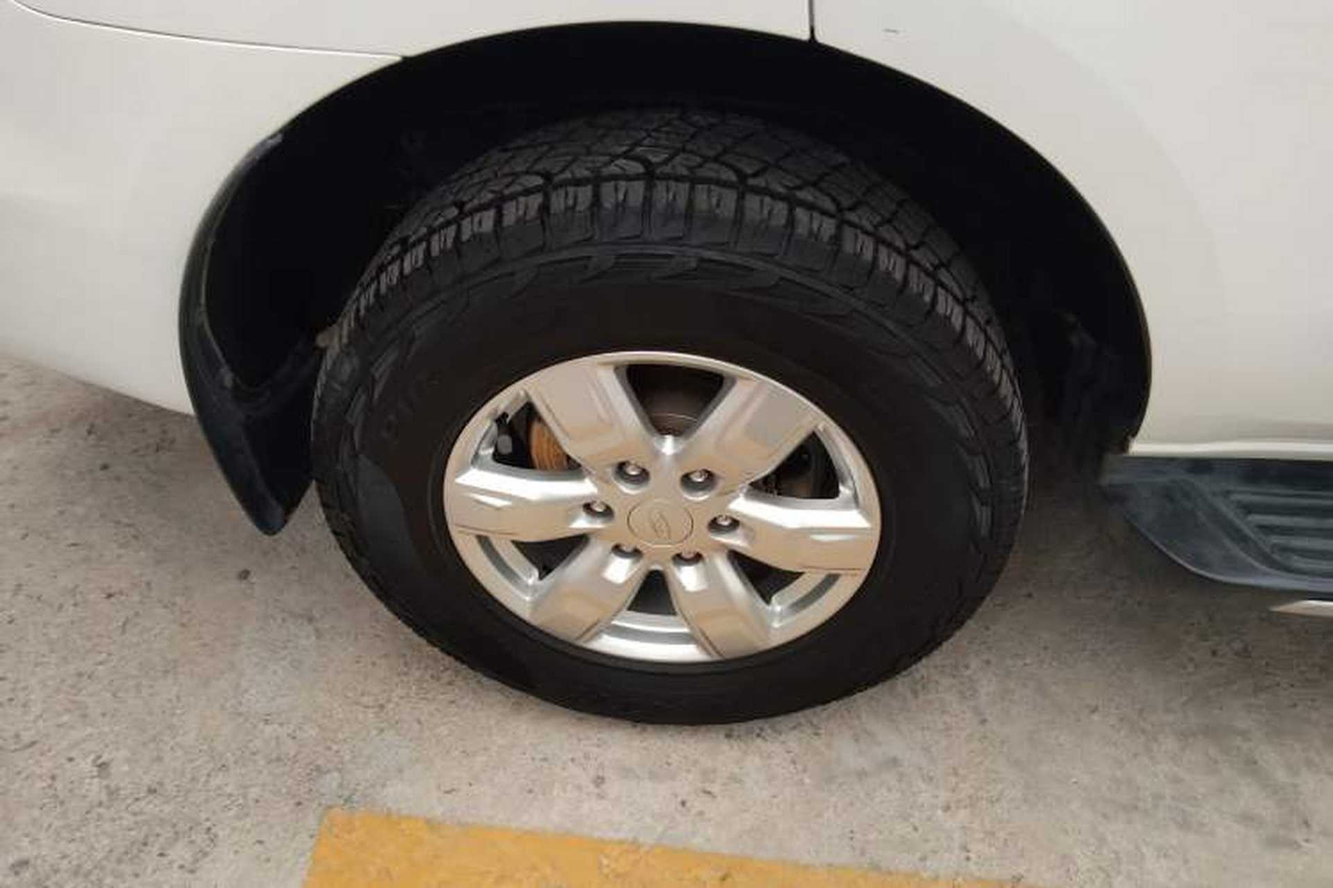 Used Ford Everest 2017 2.0T Gasoline Automatic 4x4 Elite Edition 5 Seats Exterior 8