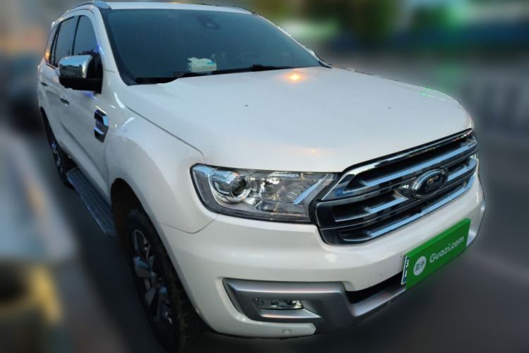Used Ford Everest 2017 2.0T Gasoline Automatic 4x4 Flagship Edition 7 Seats Front Right 45 Deg
