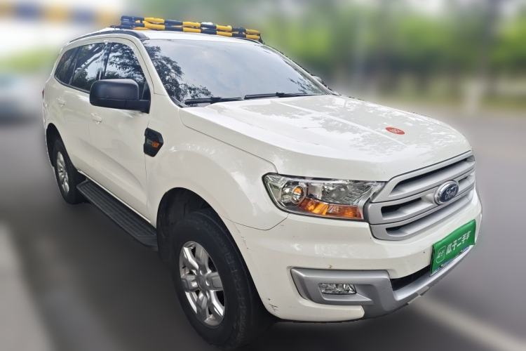 Used Ford Everest 2017 2.0T Gasoline Automatic 4x4 Elite Edition 5 Seats Front Right 45 Deg