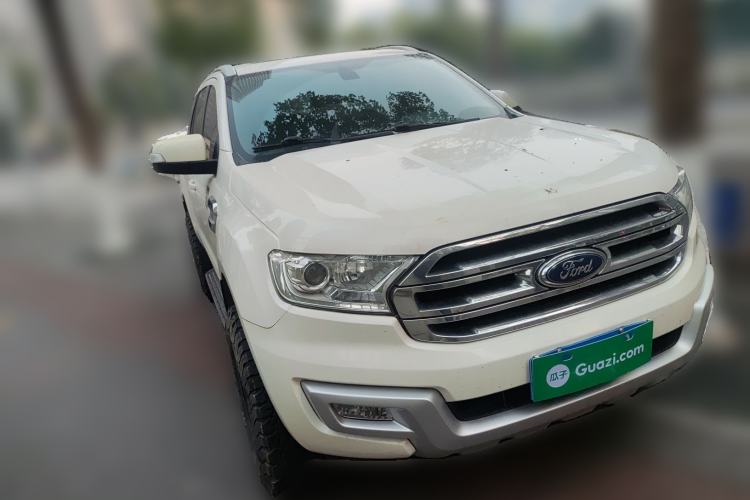 Used Ford Everest 2017 2.0T Gasoline Automatic 4x4 Luxury Edition 7 Seats Front Right 45 Deg