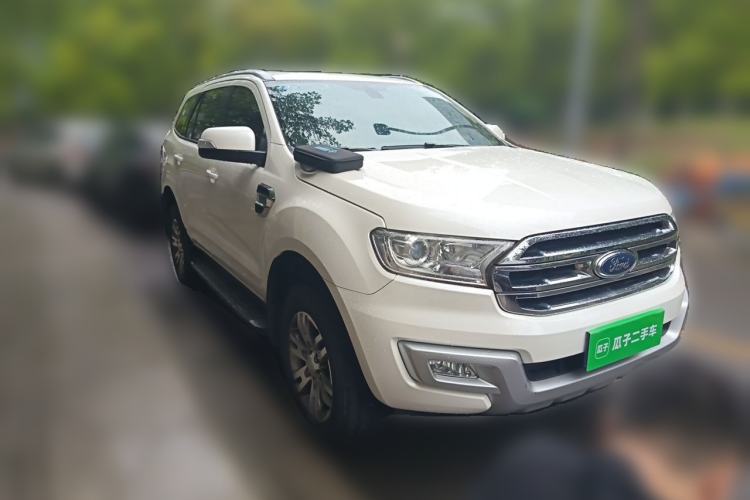 Used Ford Everest 2017 2.0T Gasoline Automatic 4x4 Luxury Edition 7 Seats Front Right 45 Deg