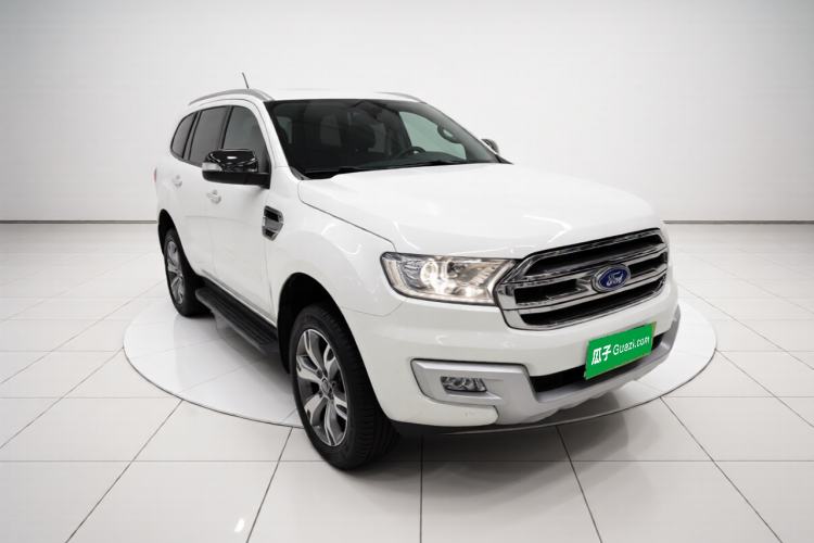 Used Ford Everest 2017 2.0T Gasoline Automatic 4x4 Flagship Edition 7 Seats Front Right 45 Deg