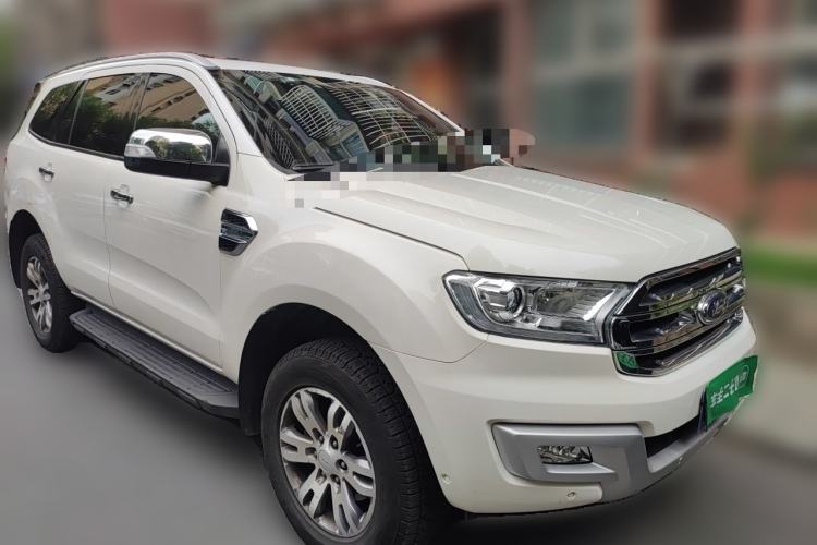 Used Ford Everest 2017 2.0T Gasoline Automatic 4x4 Luxury Edition 7 Seats Front Right 45 Deg