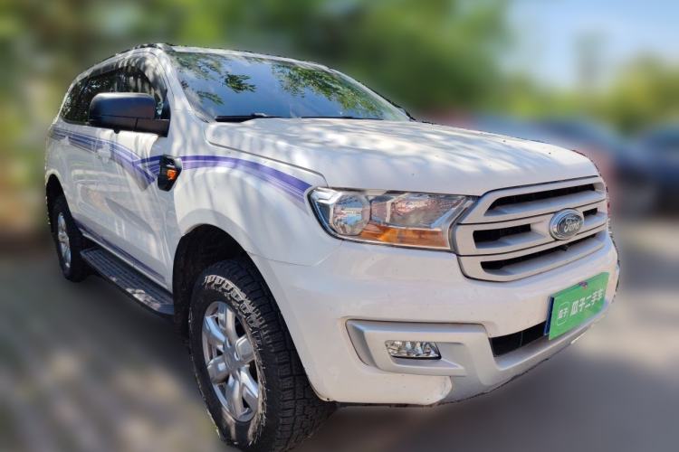 Used Ford Everest 2017 2.0T Gasoline Automatic 4x4 Elite Edition 5 Seats Front Right 45 Deg