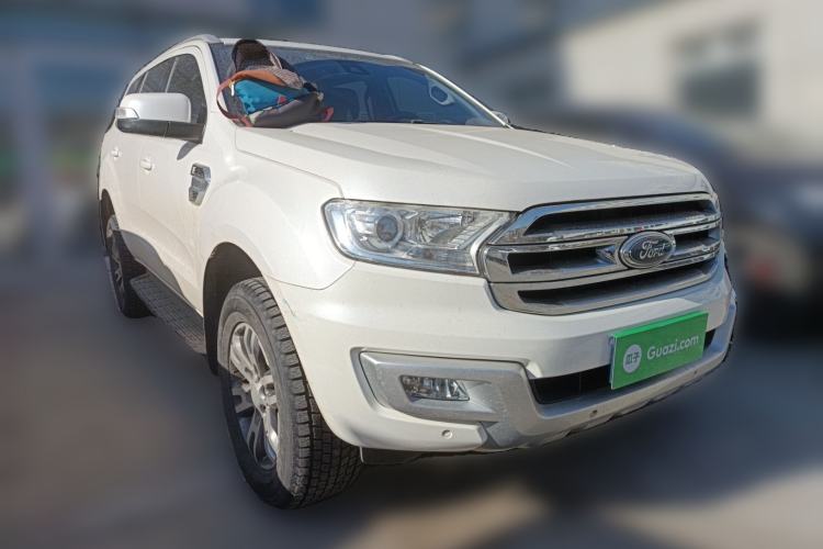 Used Ford Everest 2017 2.0T Gasoline Automatic 4x4 Luxury Edition 5 Seats Front Right 45 Deg