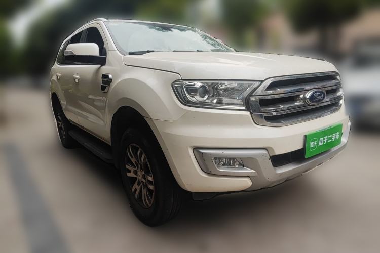 Used Ford Everest 2017 2.0T Gasoline Automatic 4x4 Luxury Edition 7 Seats Front Right 45 Deg