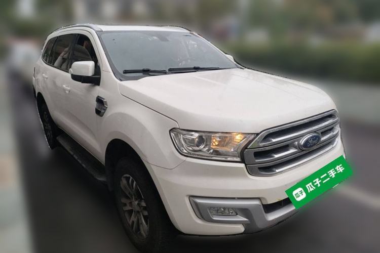 Used Ford Everest 2017 2.2T Diesel Manual 4x4 Luxury Edition 5 Seats Front Right 45 Deg