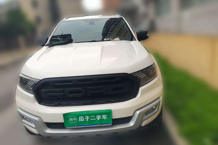 Used Ford Everest 2017 2.0T Gasoline Automatic 4x4 Luxury Edition 5 Seats Front