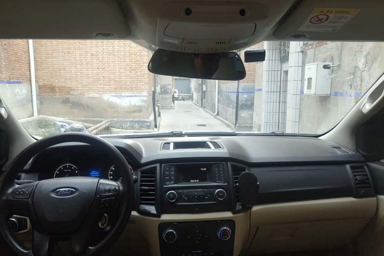 Used Ford Everest 2017 2.0T Gasoline Automatic 4x4 Elite Edition 5 Seats Headliner