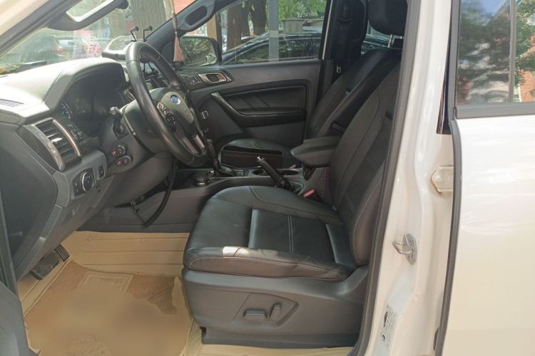 Used Ford Everest 2017 2.0T Gasoline Automatic 4x4 Flagship Edition 7 Seats Left Front Seat