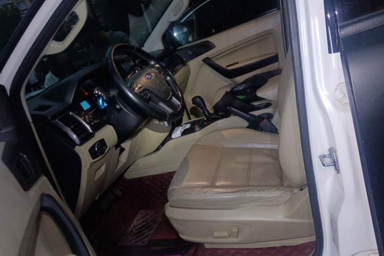 Used Ford Everest 2017 2.0T Gasoline Automatic 4x4 Elite Edition 5 Seats Left Front Seat