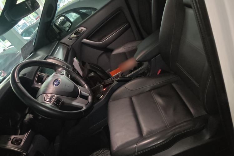 Used Ford Everest 2017 2.0T Gasoline Automatic 4x4 Luxury Edition 5 Seats Left Front Seat