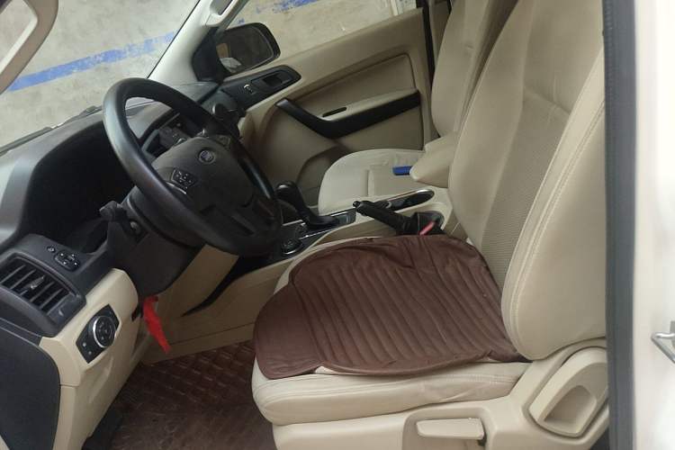 Used Ford Everest 2017 2.0T Gasoline Automatic 4x4 Elite Edition 5 Seats Left Front Seat