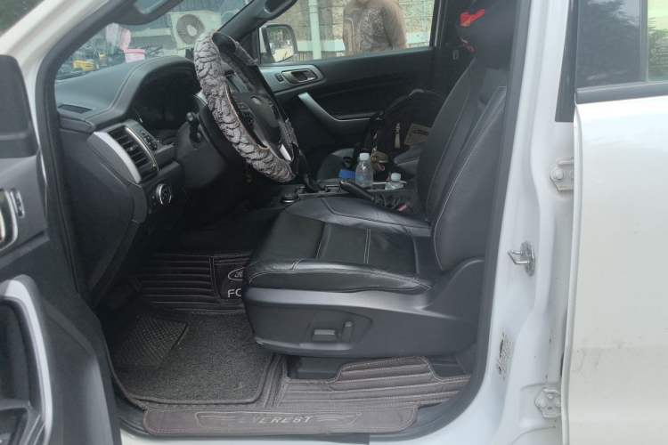 Used Ford Everest 2017 2.0T Gasoline Automatic 4x4 Luxury Edition 5 Seats Left Front Seat