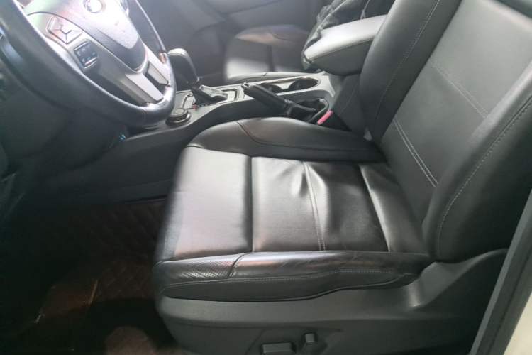 Used Ford Everest 2017 2.0T Gasoline Automatic 4x4 Luxury Edition 7 Seats Left Front Seat