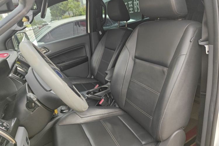Used Ford Everest 2017 2.0T Gasoline Automatic 4x4 Flagship Edition 7 Seats Left Front Seat