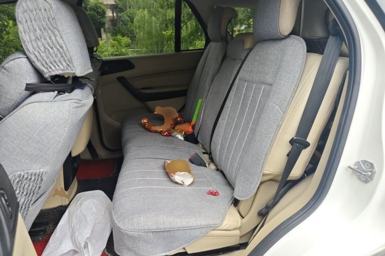 Used Ford Everest 2017 2.0T Gasoline Automatic 4x4 Elite Edition 5 Seats Left Rear Seat