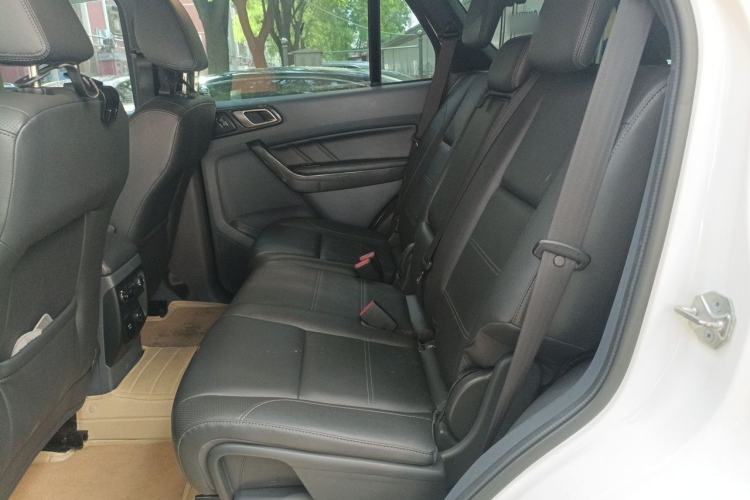 Used Ford Everest 2017 2.0T Gasoline Automatic 4x4 Flagship Edition 7 Seats Left Rear Seat