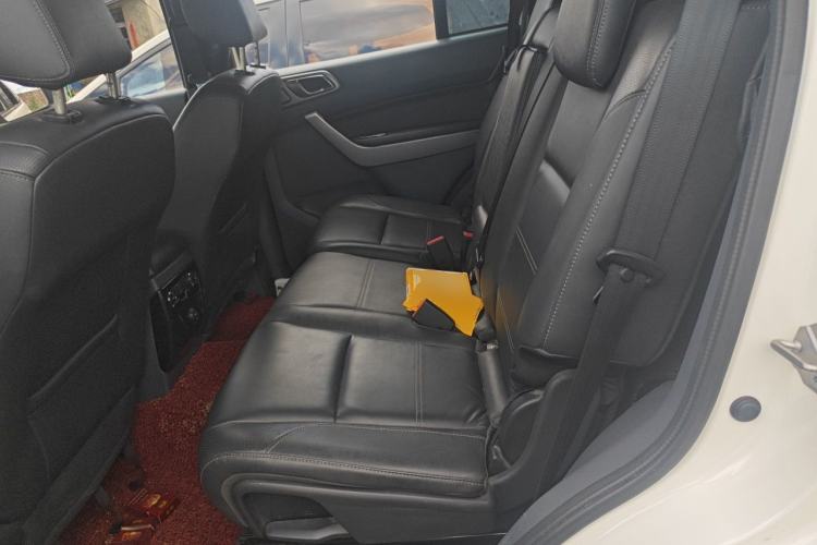 Used Ford Everest 2017 2.0T Gasoline Automatic 4x4 Luxury Edition 5 Seats Left Rear Seat