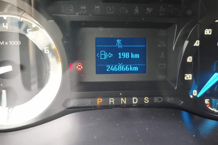 Used Ford Everest 2017 2.0T Gasoline Automatic 4x4 Elite Edition 5 Seats Odometer Close Up