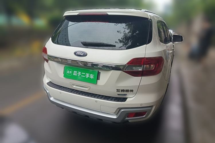Used Ford Everest 2017 2.0T Gasoline Automatic 4x4 Luxury Edition 7 Seats Rear