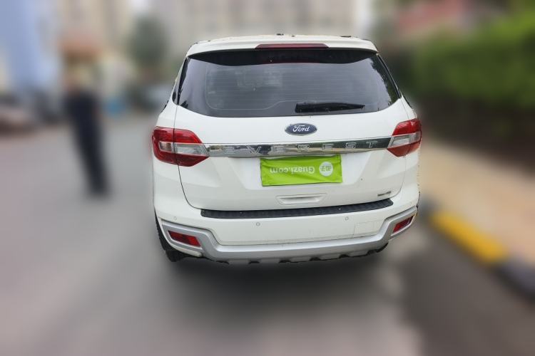 Used Ford Everest 2017 2.0T Gasoline Automatic 4x4 Luxury Edition 5 Seats Rear