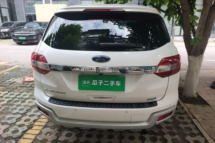 Used Ford Everest 2017 2.0T Gasoline Automatic 4x4 Flagship Edition 7 Seats Rear