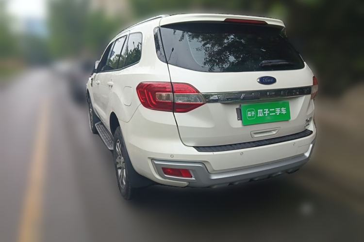 Used Ford Everest 2017 2.0T Gasoline Automatic 4x4 Luxury Edition 7 Seats Rear Left 45 Deg