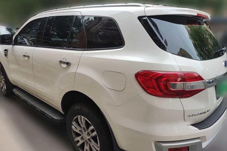 Used Ford Everest 2017 2.0T Gasoline Automatic 4x4 Luxury Edition 7 Seats Rear Left 45 Deg