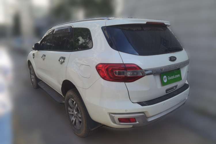 Used Ford Everest 2017 2.0T Gasoline Automatic 4x4 Luxury Edition 5 Seats Rear Left 45 Deg
