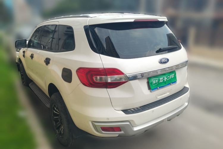 Used Ford Everest 2017 2.0T Gasoline Automatic 4x4 Luxury Edition 5 Seats Rear Left 45 Deg