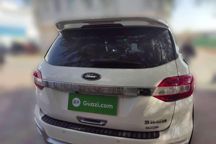 Used Ford Everest 2017 2.0T Gasoline Automatic 4x4 Luxury Edition 5 Seats Rear