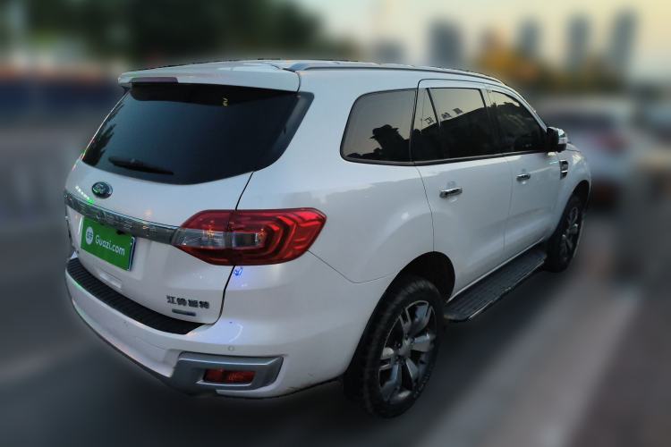 Used Ford Everest 2017 2.0T Gasoline Automatic 4x4 Flagship Edition 7 Seats Rear Right 45 Deg