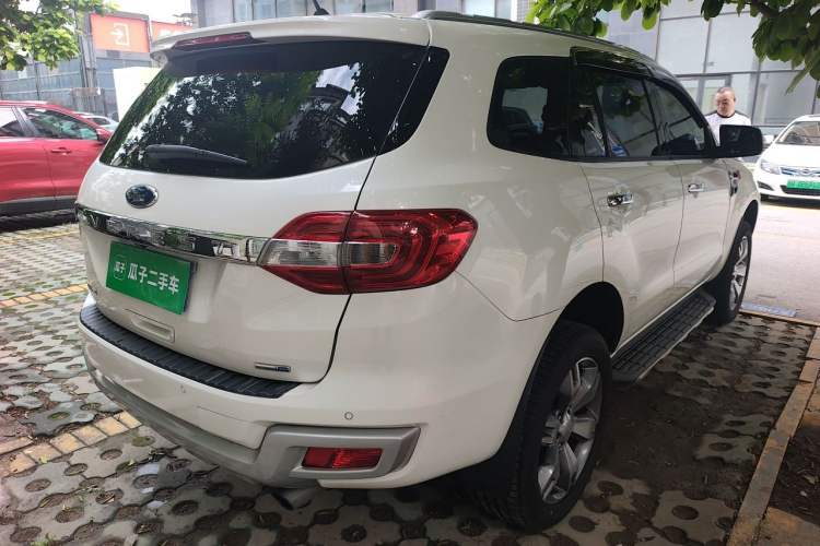 Used Ford Everest 2017 2.0T Gasoline Automatic 4x4 Flagship Edition 7 Seats Rear Right 45 Deg