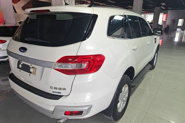 Used Ford Everest 2017 2.0T Gasoline Automatic 4x4 Elite Edition 5 Seats Rear Right 45 Deg