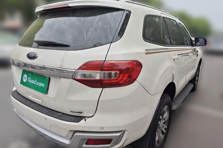 Used Ford Everest 2017 2.0T Gasoline Automatic 4x4 Luxury Edition 5 Seats Rear Right 45 Deg