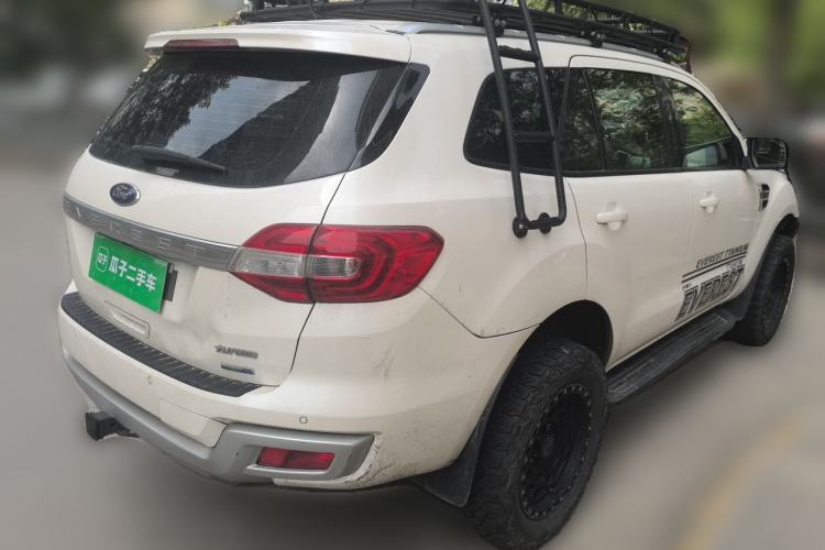 Used Ford Everest 2017 2.0T Gasoline Automatic 4x4 Luxury Edition 5 Seats Rear Right 45 Deg