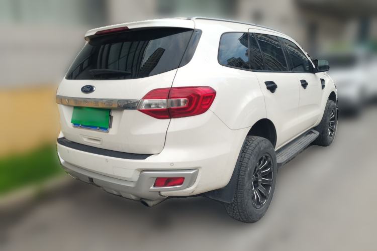 Used Ford Everest 2017 2.0T Gasoline Automatic 4x4 Luxury Edition 5 Seats Rear Right 45 Deg