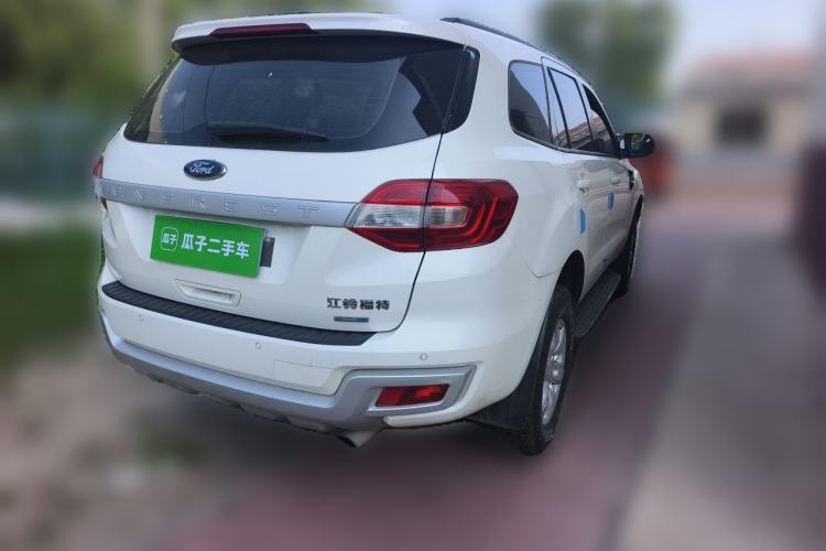 Used Ford Everest 2017 2.0T Gasoline Automatic 4x4 Elite Edition 5 Seats Rear Right 45 Deg