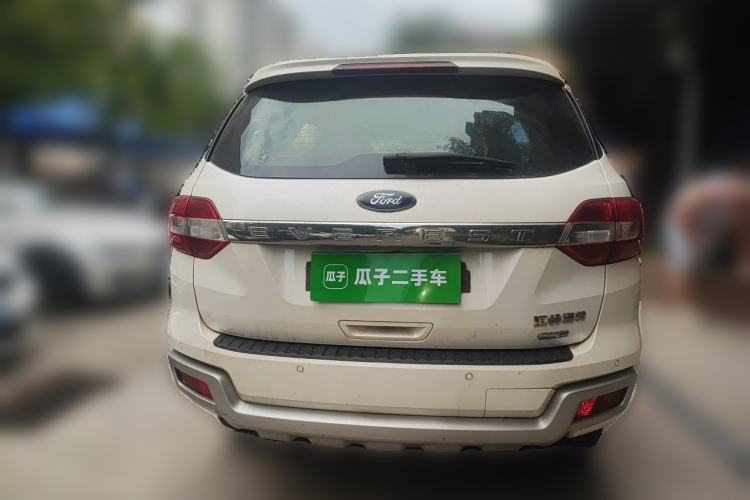 Used Ford Everest 2017 2.0T Gasoline Automatic 4x4 Luxury Edition 7 Seats Rear