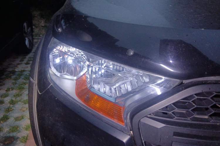 Used Ford Everest 2017 2.0T Gasoline Automatic 4x4 Elite Edition 5 Seats Right Front Headlight