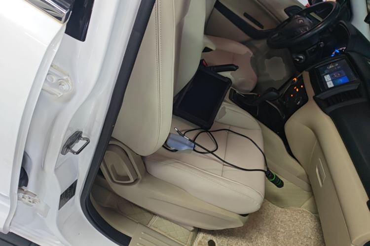 Used Ford Everest 2017 2.0T Gasoline Automatic 4x4 Elite Edition 5 Seats Right Front Seat