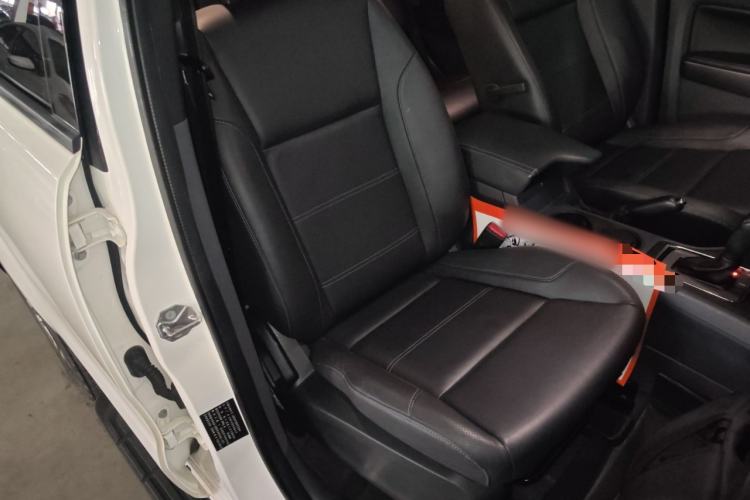Used Ford Everest 2017 2.0T Gasoline Automatic 4x4 Luxury Edition 5 Seats Right Front Seat