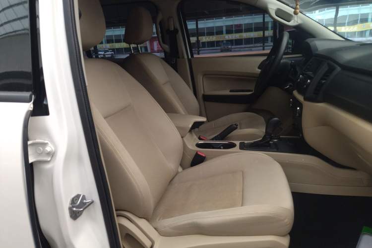 Used Ford Everest 2017 2.0T Gasoline Automatic 4x4 Elite Edition 5 Seats Right Front Seat