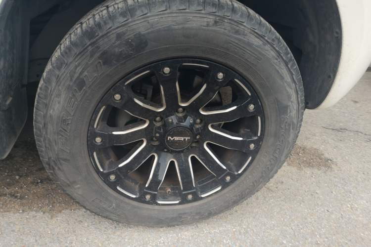 Used Ford Everest 2017 2.0T Gasoline Automatic 4x4 Luxury Edition 5 Seats Right Front Wheel Hub